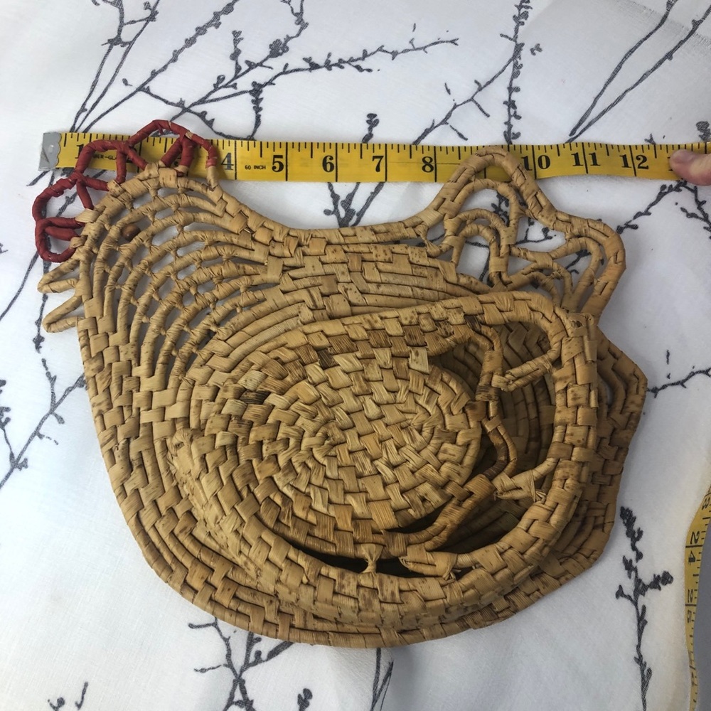 Wicker Chicken wall organizer - Picture 7 of 9